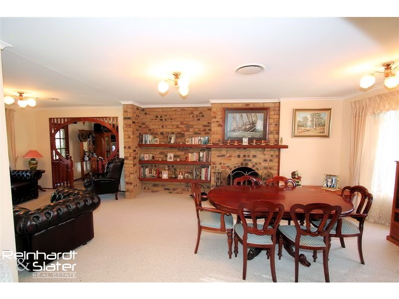 34 Hidden Valley Dr, Eatons Hill QLD 4037