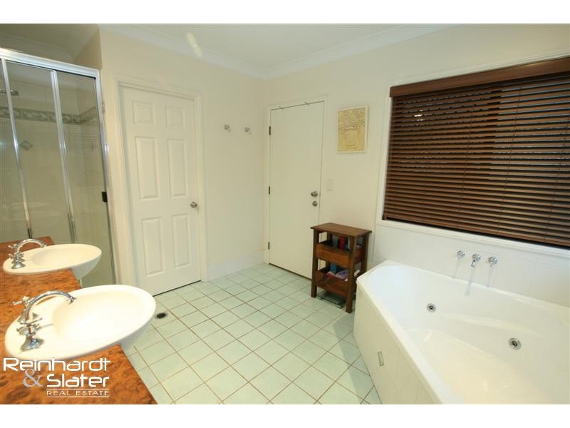 60 Ballymote St, Bracken Ridge QLD 4017