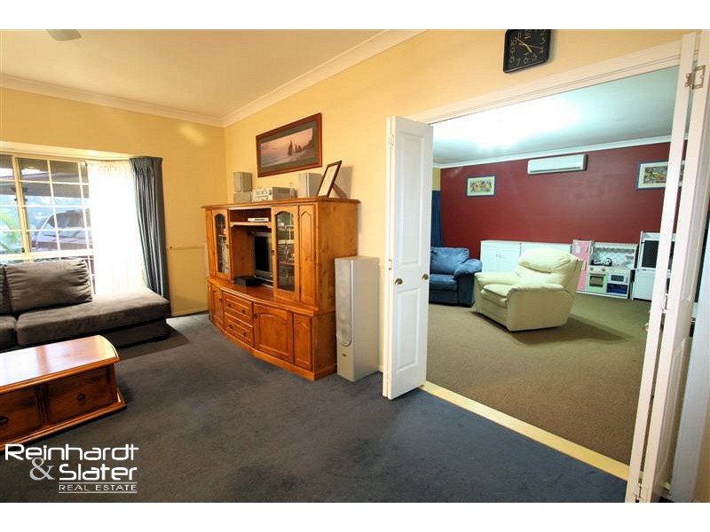 13 Duet Ct, Eatons Hill QLD 4037