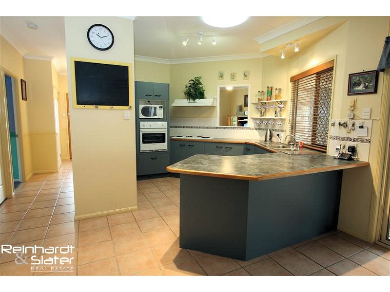 13 Duet Ct, Eatons Hill QLD 4037