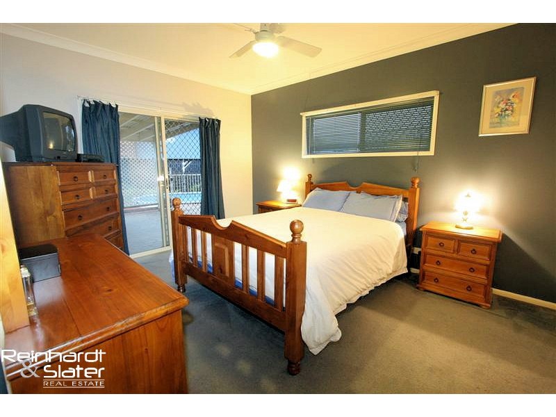 13 Duet Ct, Eatons Hill QLD 4037