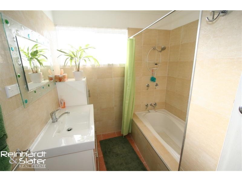 31 Silvertop St, Keperra QLD 4054