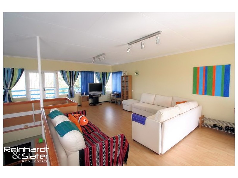 17 Yanderra Ave, Arana Hills QLD 4054