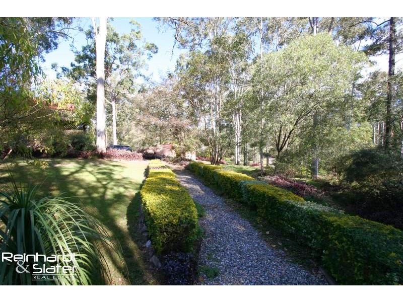 28 Montego Ct, Eatons Hill QLD 4037