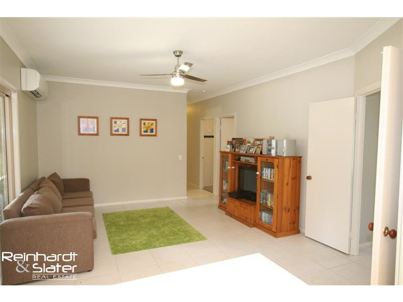 28 Montego Ct, Eatons Hill QLD 4037
