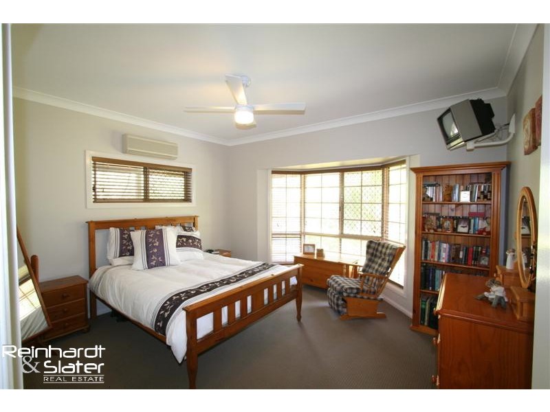 28 Montego Ct, Eatons Hill QLD 4037