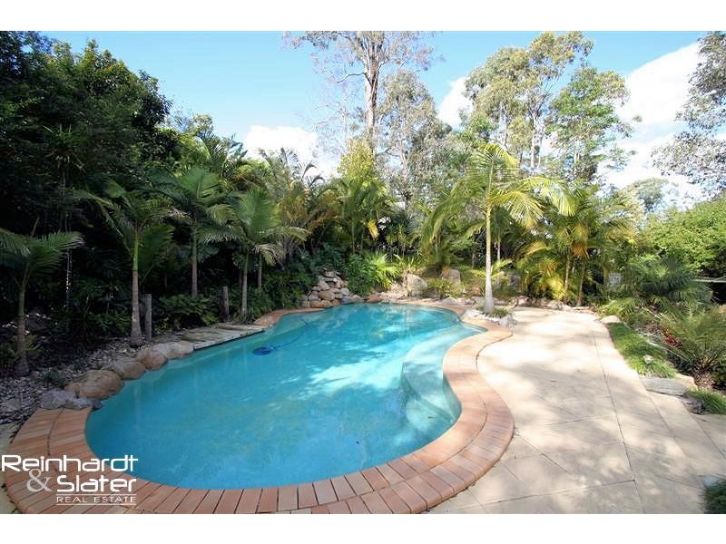 28 Montego Ct, Eatons Hill QLD 4037