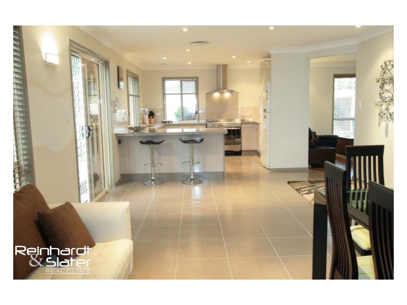 131 Saraband Dr, Eatons Hill QLD 4037