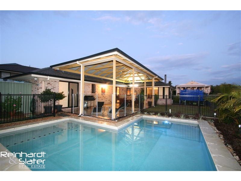 124 Saraband Dr, Eatons Hill QLD 4037