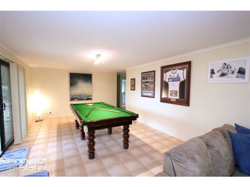 124 Saraband Dr, Eatons Hill QLD 4037