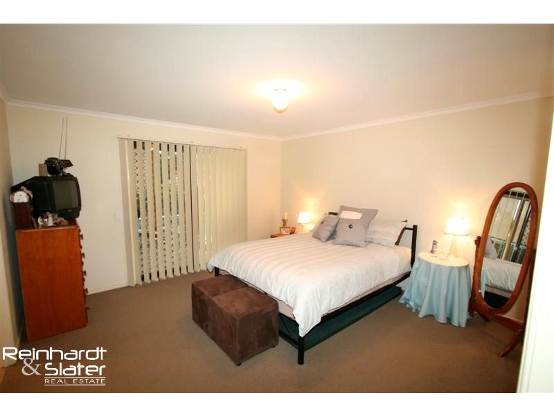 124 Saraband Dr, Eatons Hill QLD 4037