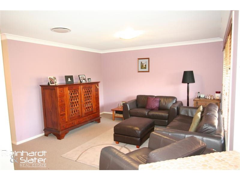 16 Marylin Tce, Eatons Hill QLD 4037
