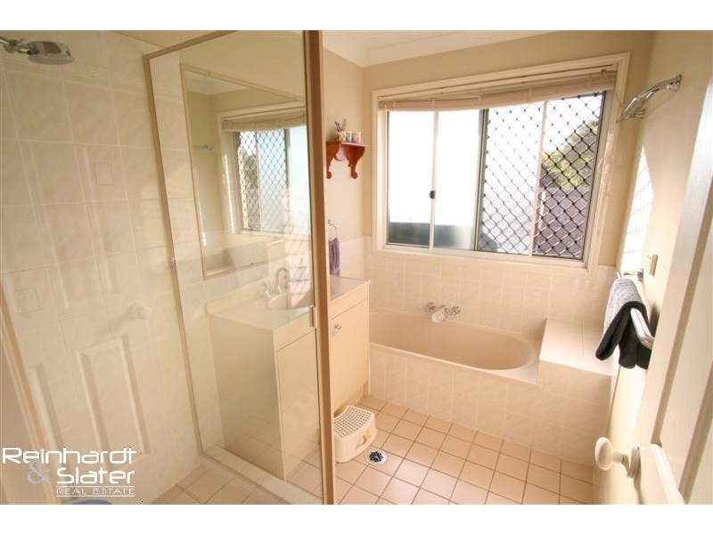 16 Marylin Tce, Eatons Hill QLD 4037