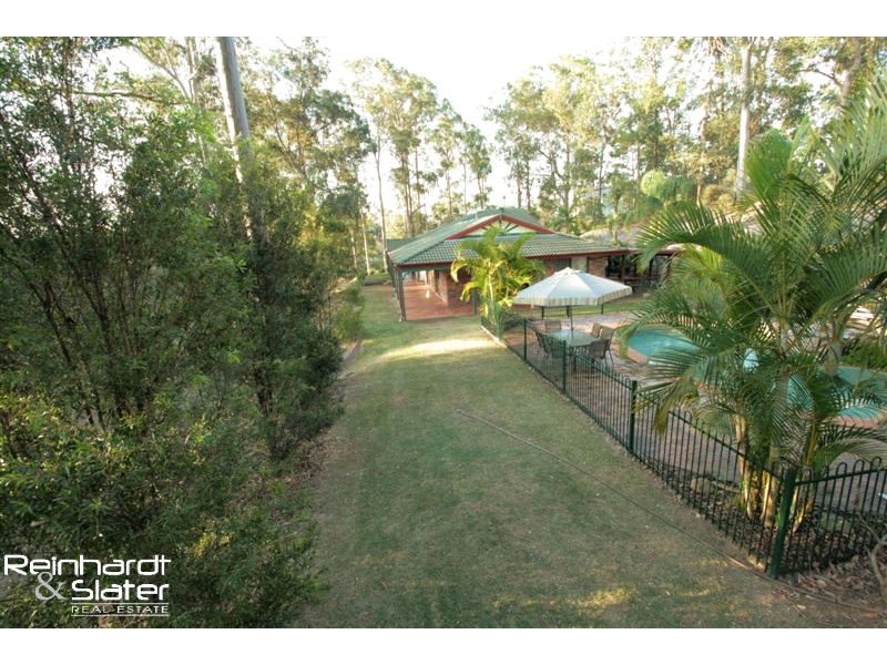 5 Clematis Ct, Cashmere QLD 4500