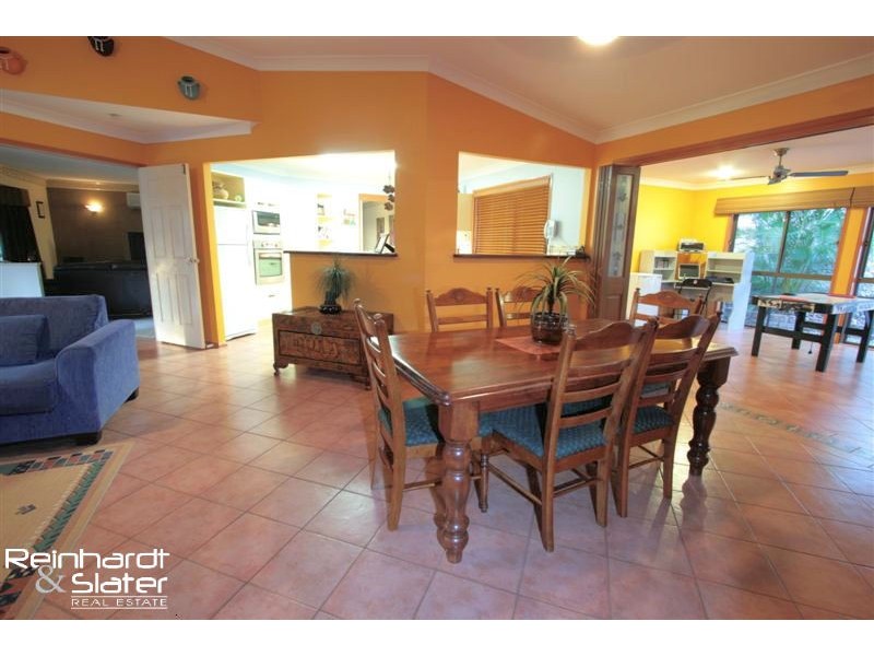 5 Clematis Ct, Cashmere QLD 4500