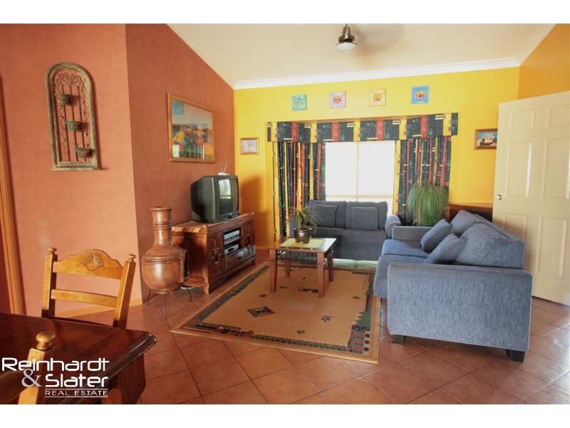 5 Clematis Ct, Cashmere QLD 4500