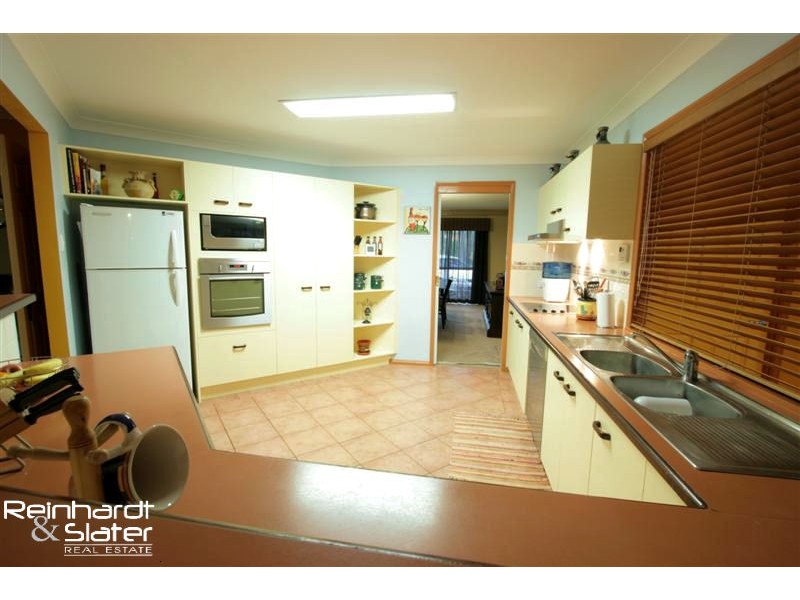 5 Clematis Ct, Cashmere QLD 4500