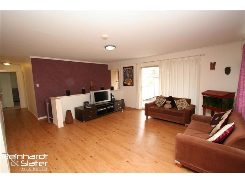 5 Bowen Ave, Albany Creek QLD 4035