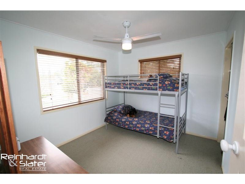 5 Bowen Ave, Albany Creek QLD 4035