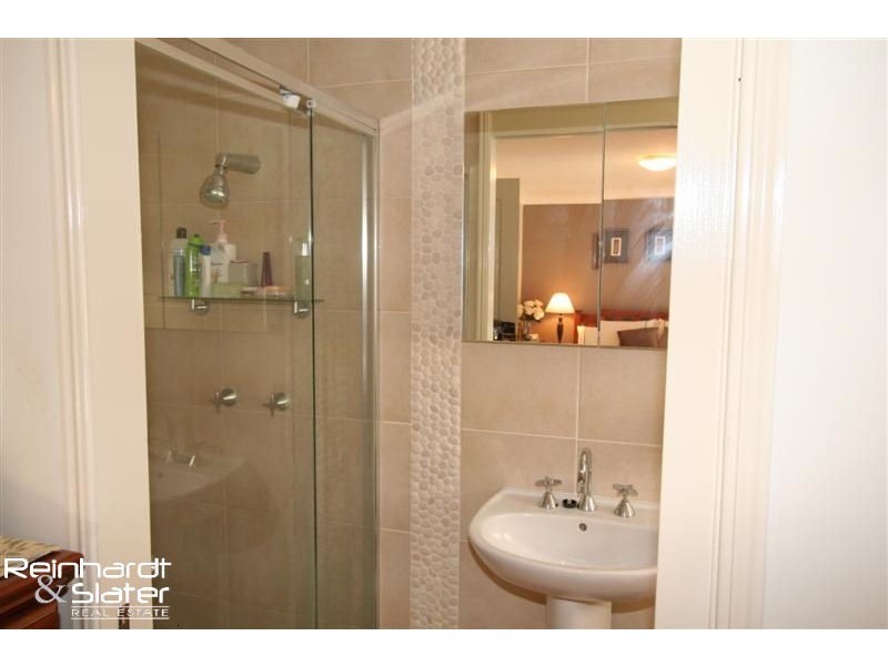 42 Leatherwood Dr, Arana Hills QLD 4054