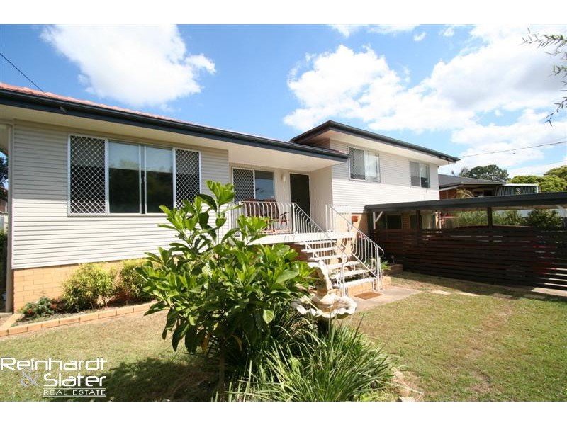 4 Jacaranda Dr, Albany Creek QLD 4035