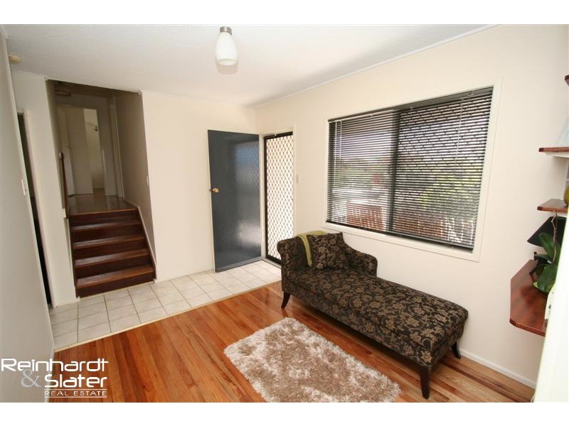 4 Jacaranda Dr, Albany Creek QLD 4035