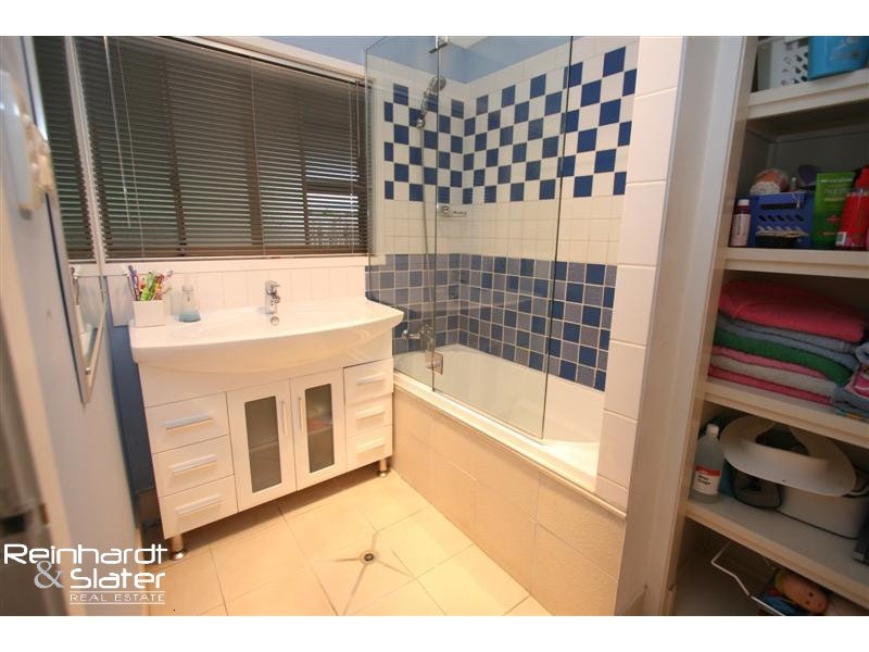 24 Acland Dr, Strathpine QLD 4500
