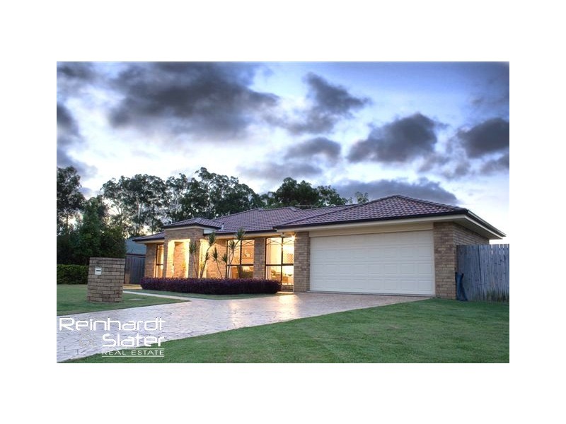 30 Blue Mountain Cr, Warner QLD 4500