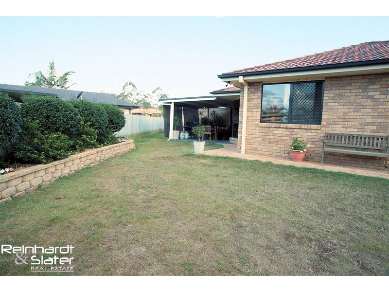 30 Blue Mountain Cr, Warner QLD 4500