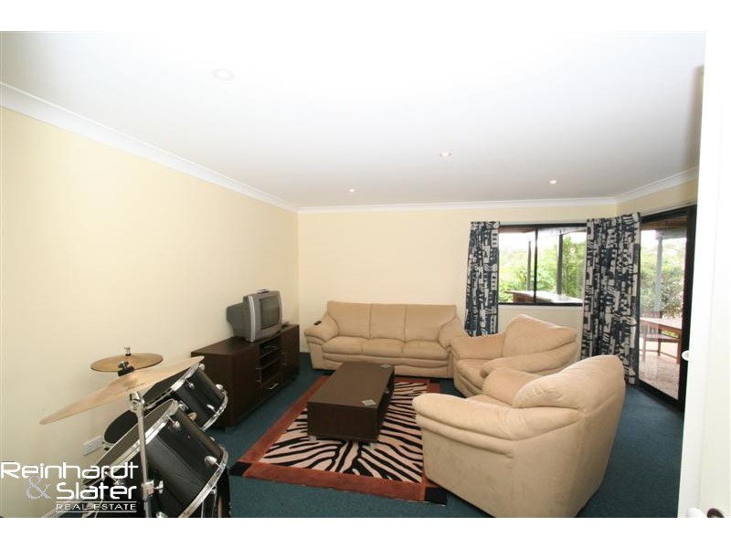 5 Sylvia Ct, Eatons Hill QLD 4037