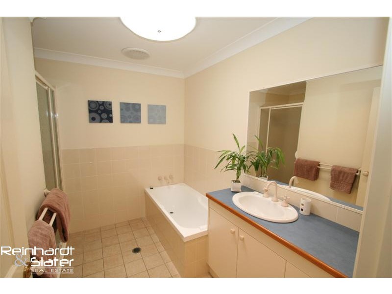 30 Country Club Dr, Albany Creek QLD 4035