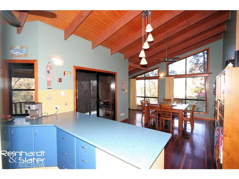 62 Linkwood Dr, Ferny Hills QLD 4055