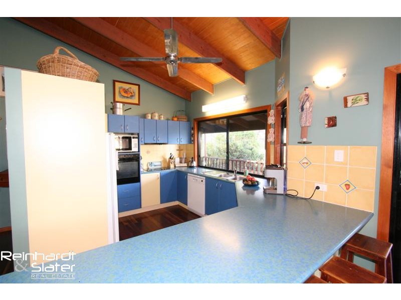 62 Linkwood Dr, Ferny Hills QLD 4055