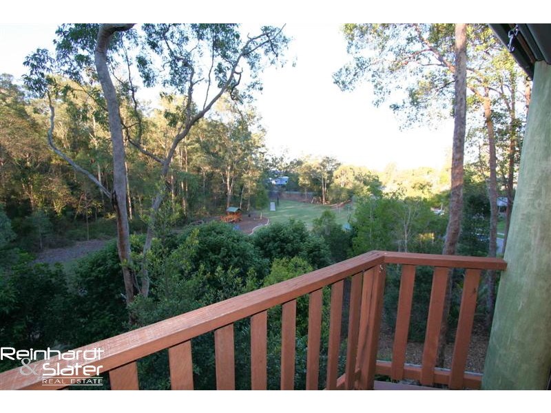 62 Linkwood Dr, Ferny Hills QLD 4055