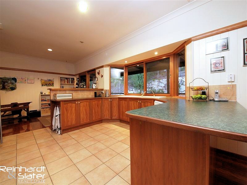 21 Clematis Ct, Cashmere QLD 4500
