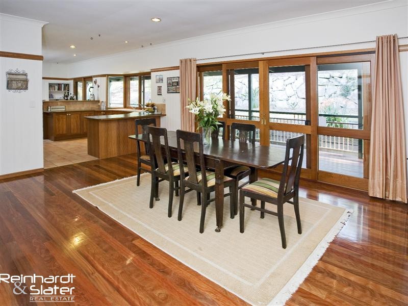 21 Clematis Ct, Cashmere QLD 4500