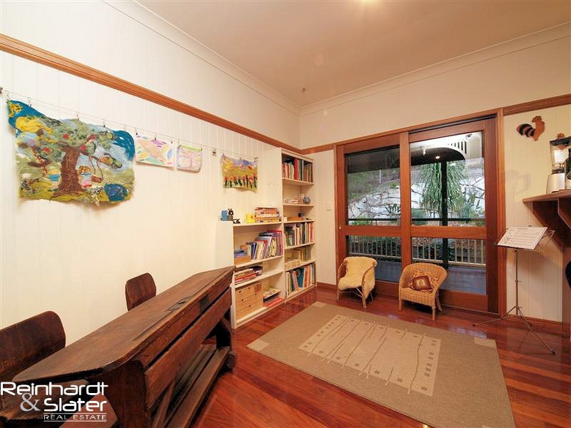 21 Clematis Ct, Cashmere QLD 4500