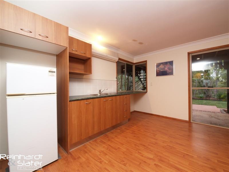 21 Clematis Ct, Cashmere QLD 4500