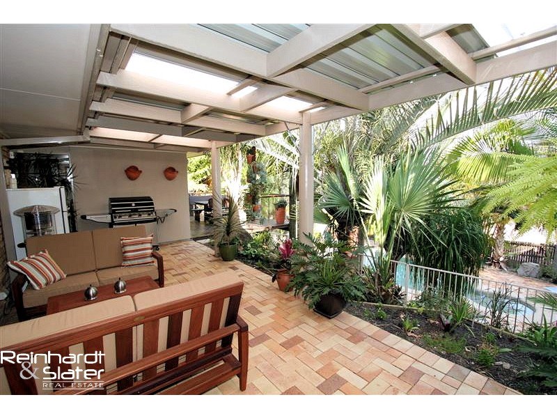 35 Daniel Dr, Albany Creek QLD 4035
