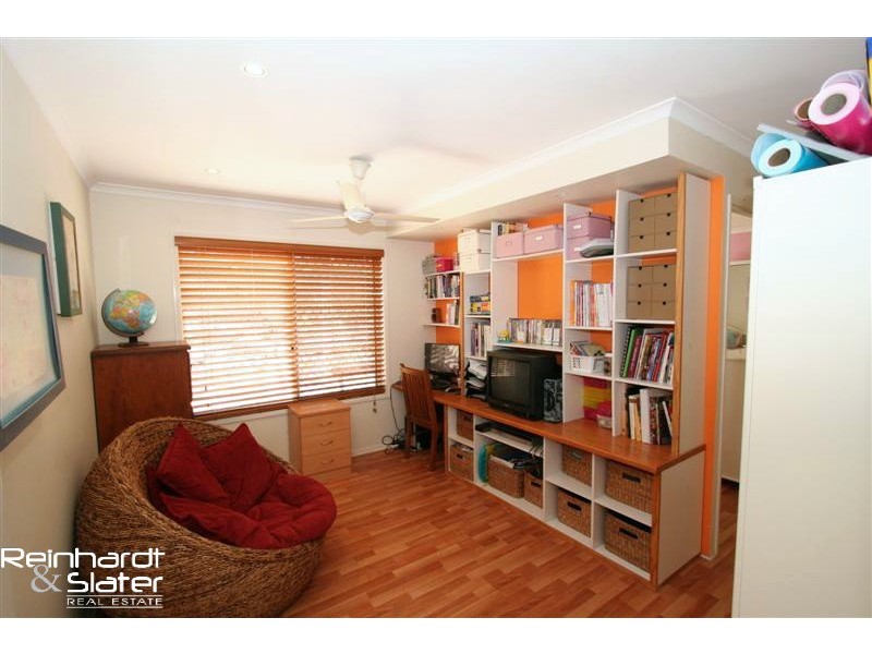 185  Church Rd, Eatons Hill QLD 4037