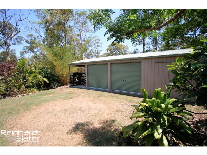 185  Church Rd, Eatons Hill QLD 4037