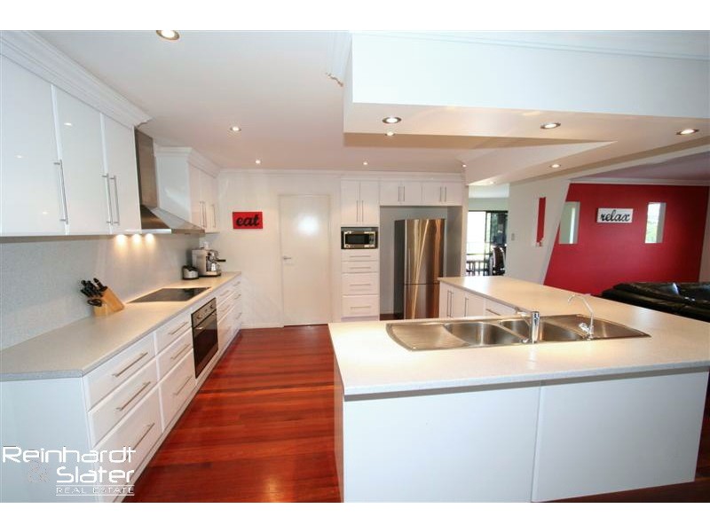 83 Corvus Dr, Cashmere QLD 4500