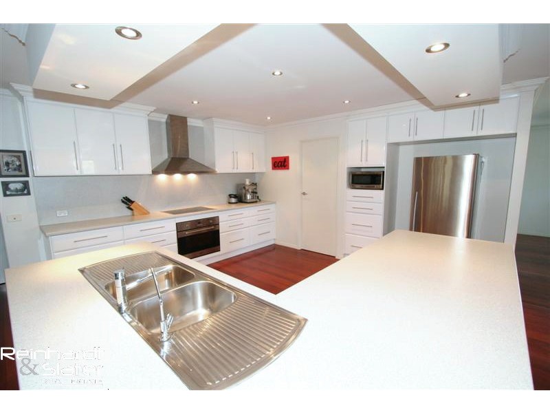 83 Corvus Dr, Cashmere QLD 4500