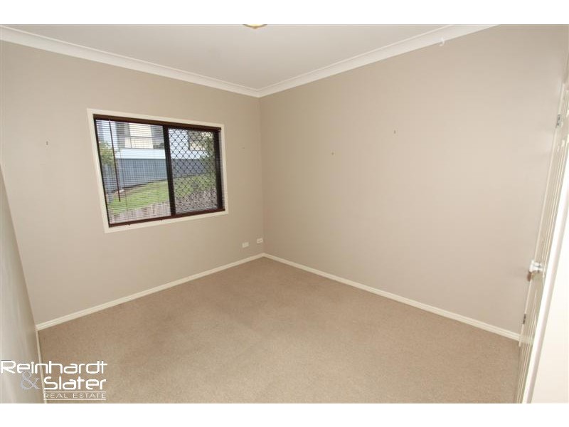 10 Rothschild St, Eatons Hill QLD 4037