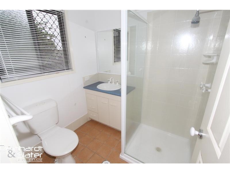 10 Rothschild St, Eatons Hill QLD 4037