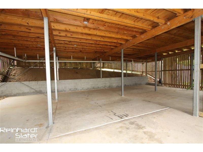 10 Rothschild St, Eatons Hill QLD 4037
