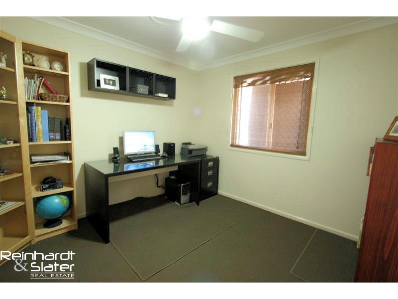 6 Tiffany Ct, Eatons Hill QLD 4037