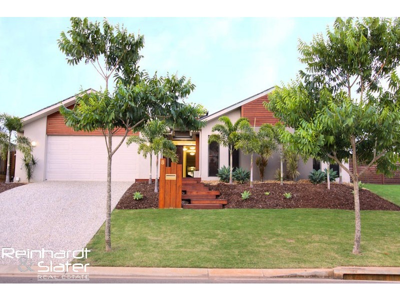 8 Twin Lakes Dr, Murrumba Downs QLD 4503