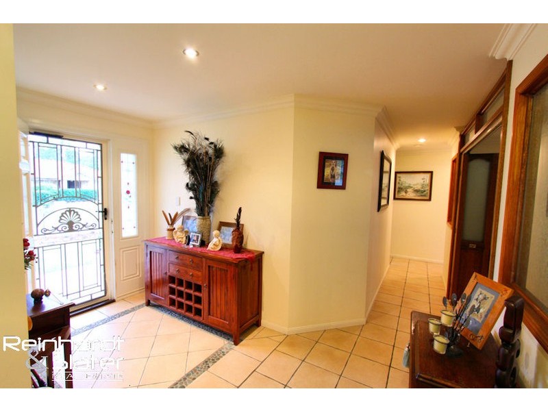 4 McConachie Ct, Albany Creek QLD 4035