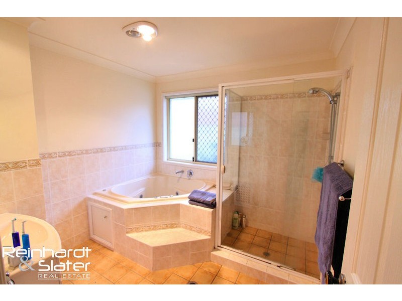 4 McConachie Ct, Albany Creek QLD 4035